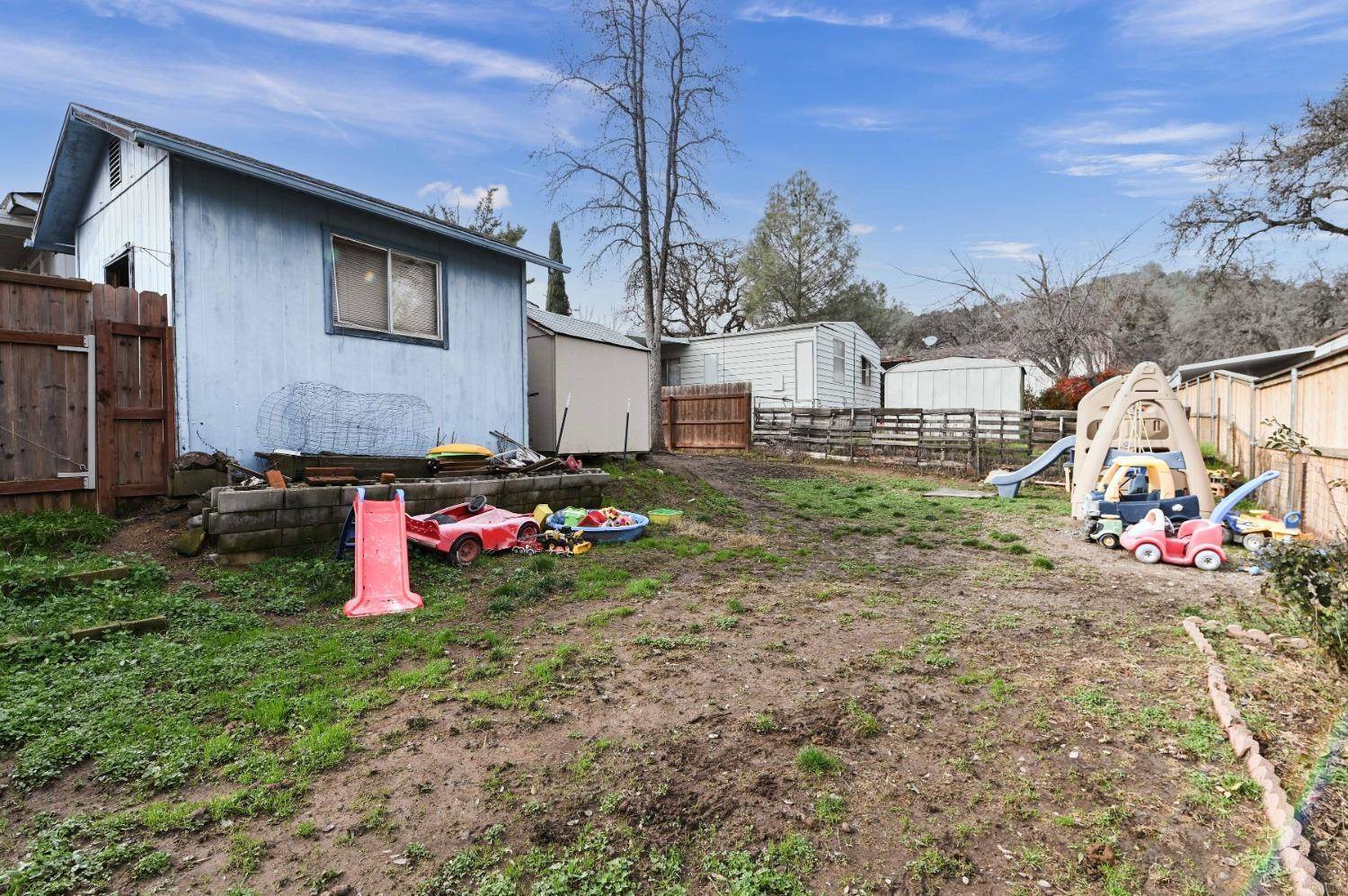 1825 Live Oak Drive, Douglas Flat, CA 95229