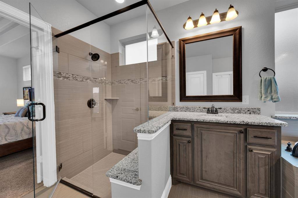 2406 Moon Dance Lane, Midlothian, TX 76065