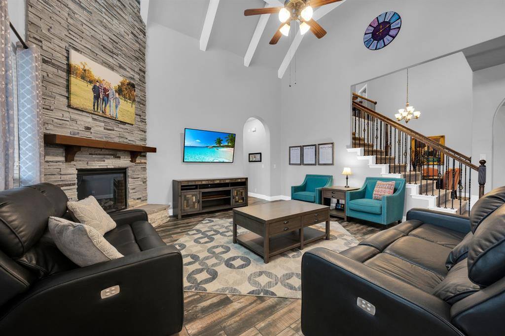 2406 Moon Dance Lane, Midlothian, TX 76065