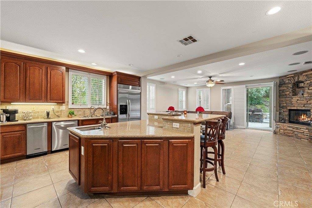 29339 Las Terreno Lane, Valencia, CA 91354