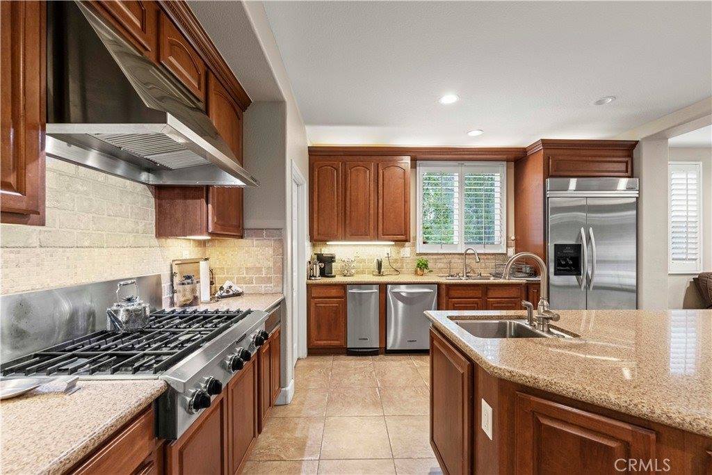 29339 Las Terreno Lane, Valencia, CA 91354