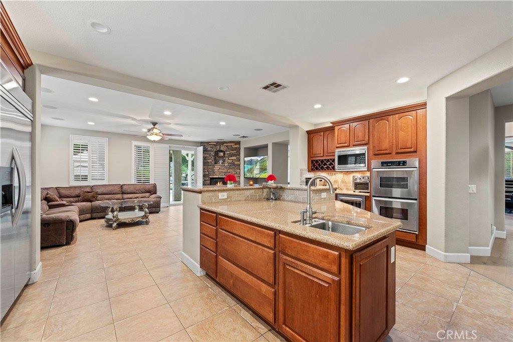 29339 Las Terreno Lane, Valencia, CA 91354