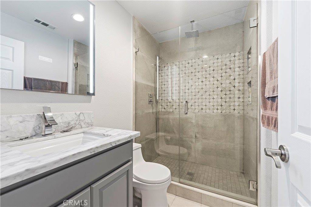 29339 Las Terreno Lane, Valencia, CA 91354