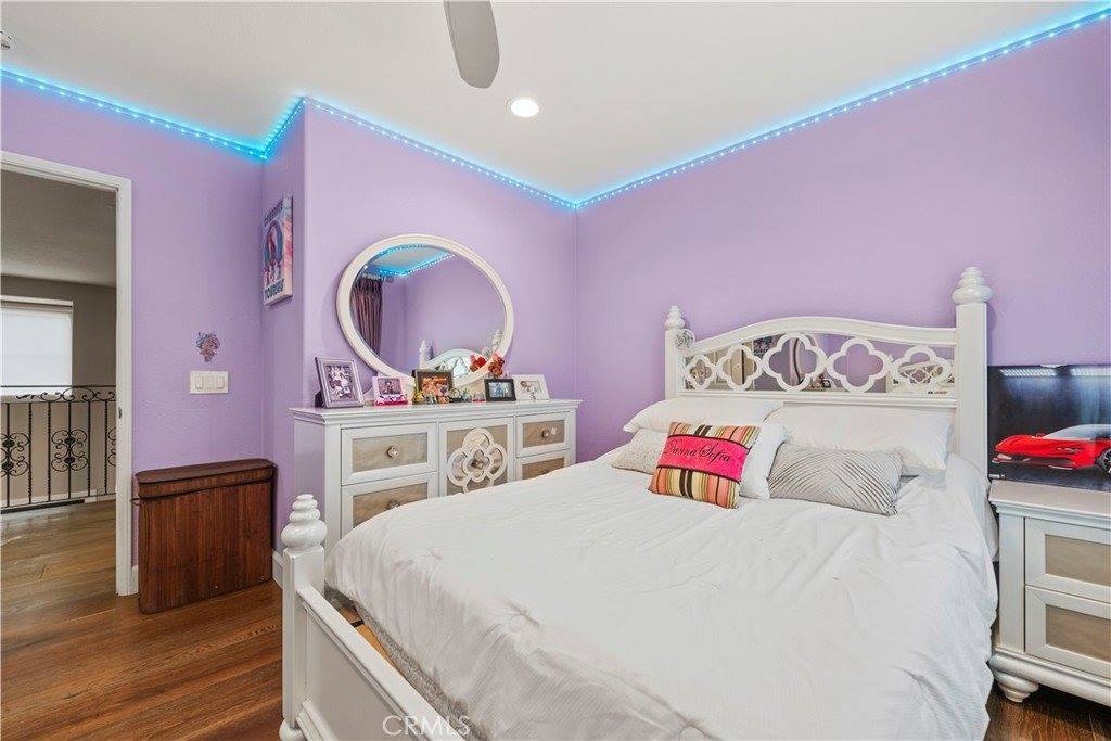 29339 Las Terreno Lane, Valencia, CA 91354