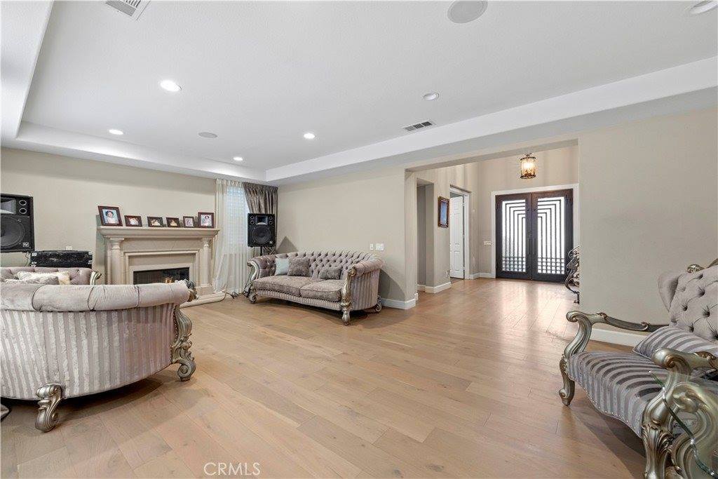 29339 Las Terreno Lane, Valencia, CA 91354