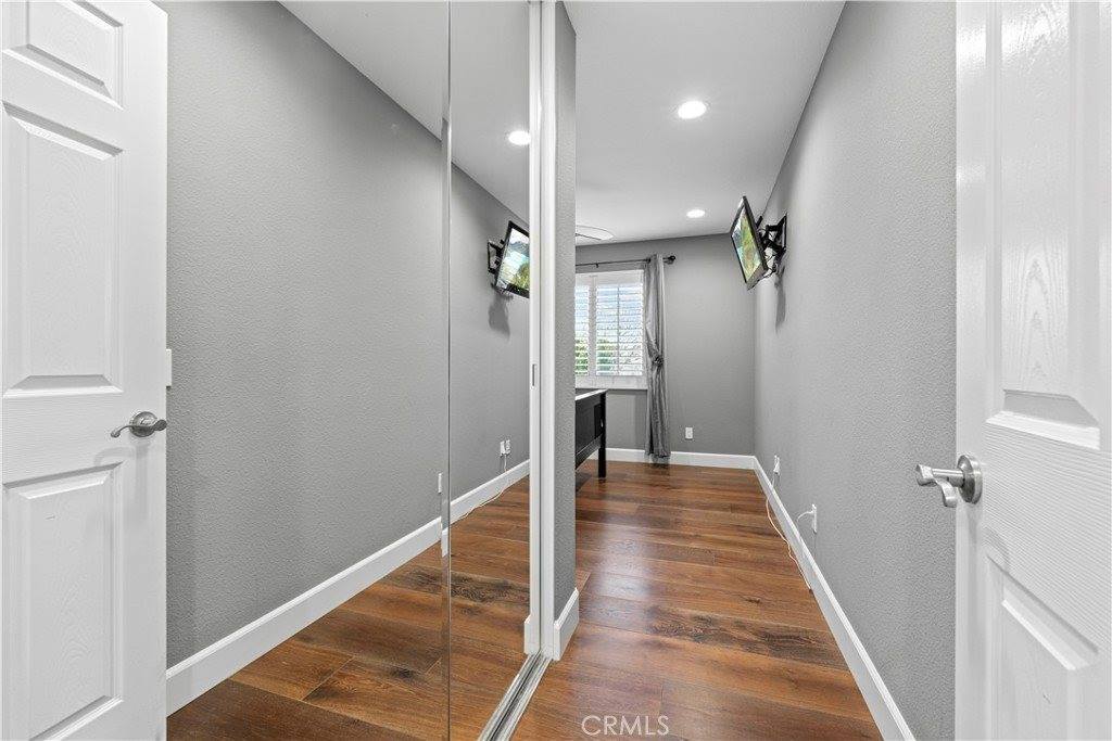 29339 Las Terreno Lane, Valencia, CA 91354