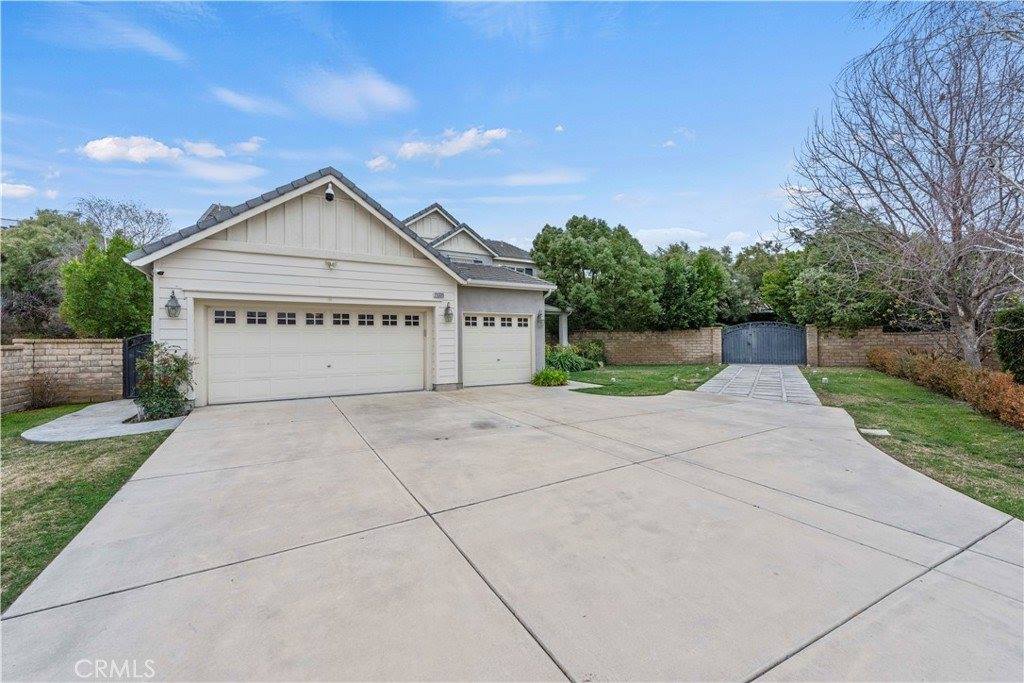 29339 Las Terreno Lane, Valencia, CA 91354