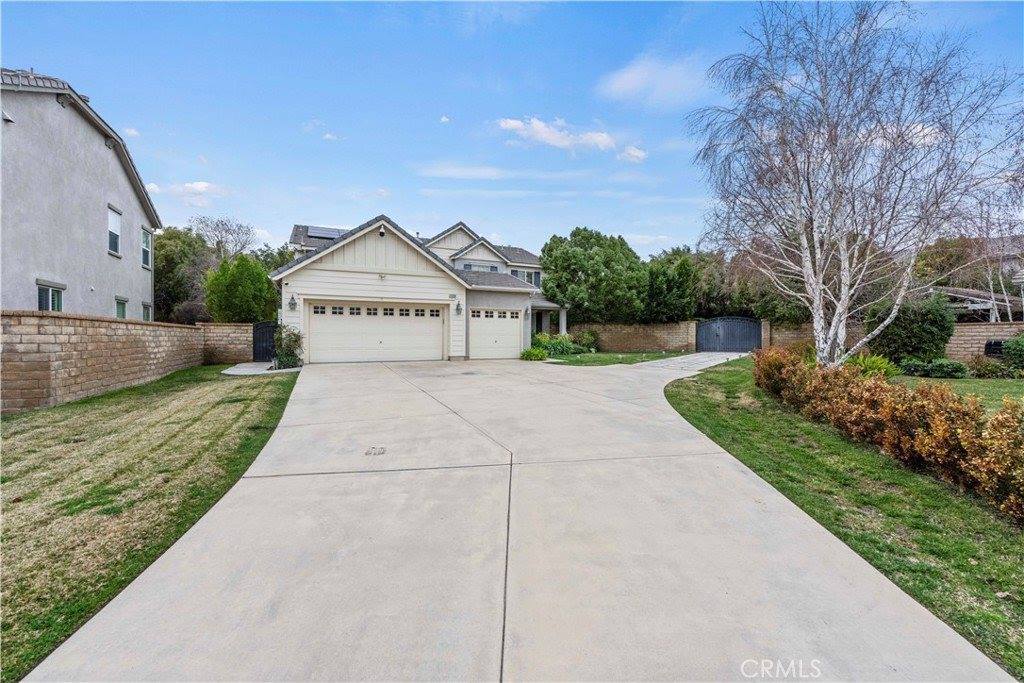 29339 Las Terreno Lane, Valencia, CA 91354