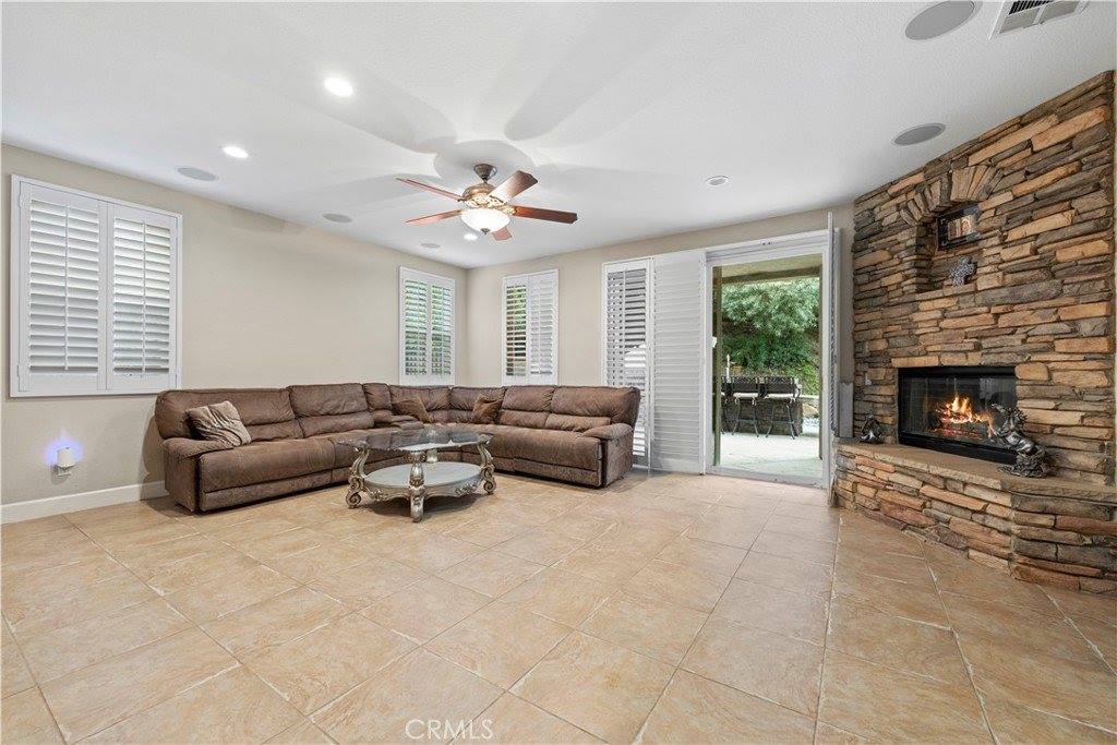 29339 Las Terreno Lane, Valencia, CA 91354