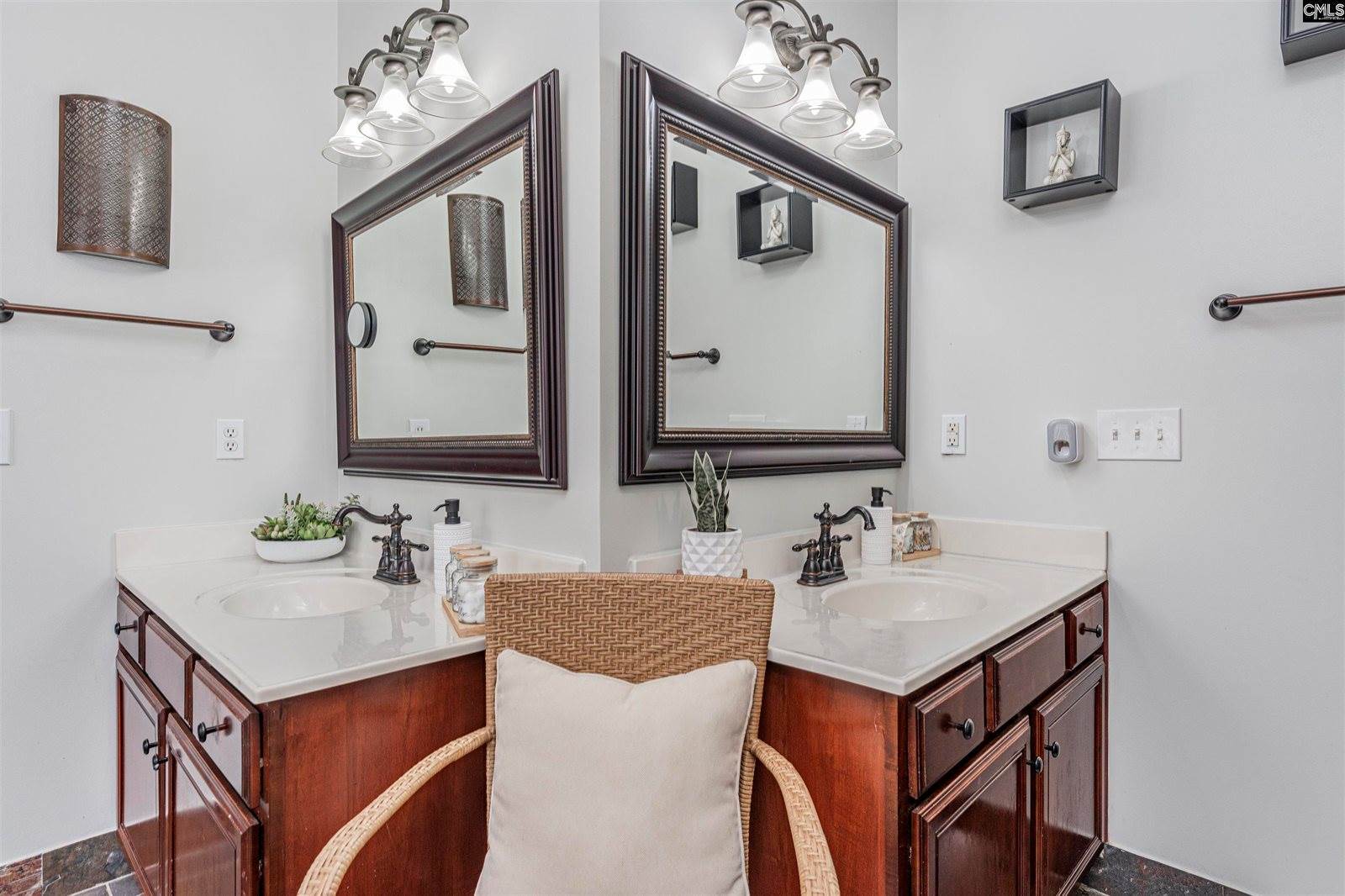 439 Sterling, Florence, SC 29501