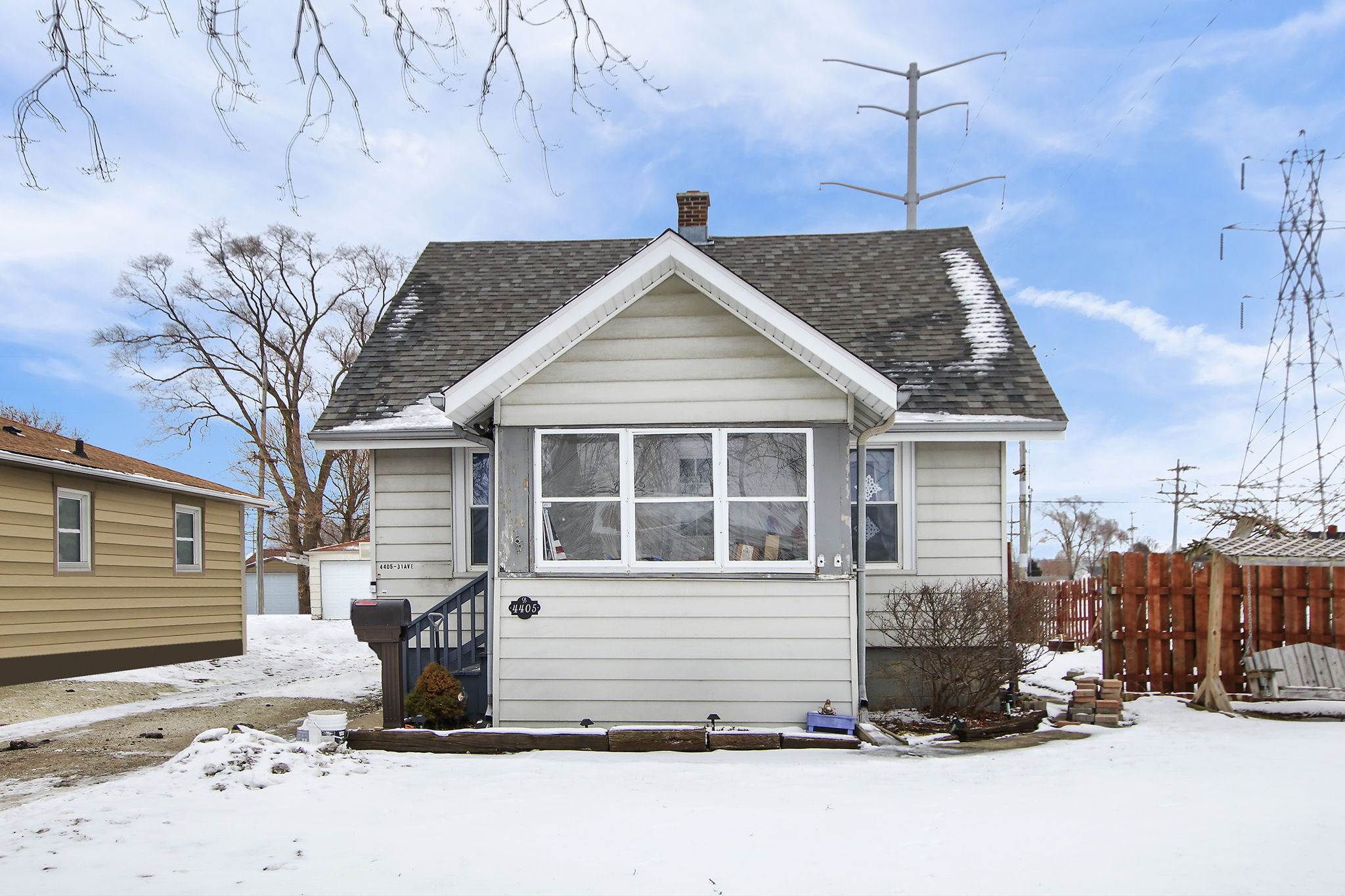 4405 31st Ave, Kenosha, WI 53144