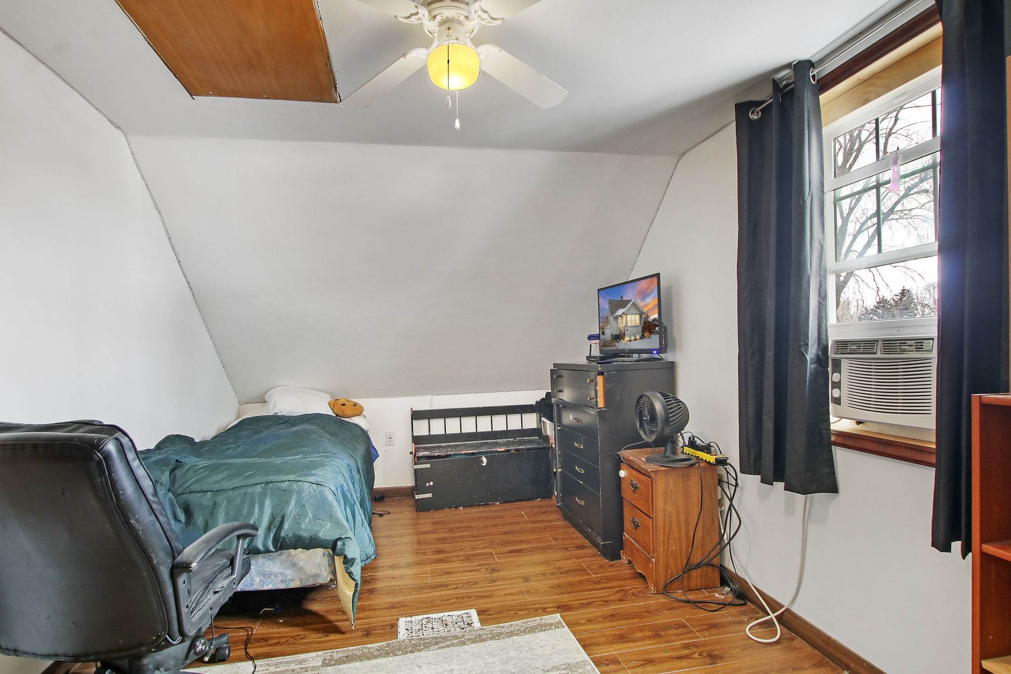 4405 31st Ave, Kenosha, WI 53144