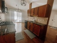 60 Pine Tree Ridge Drive, Waterford, MI 48327