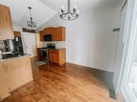 60 Pine Tree Ridge Drive, Waterford, MI 48327