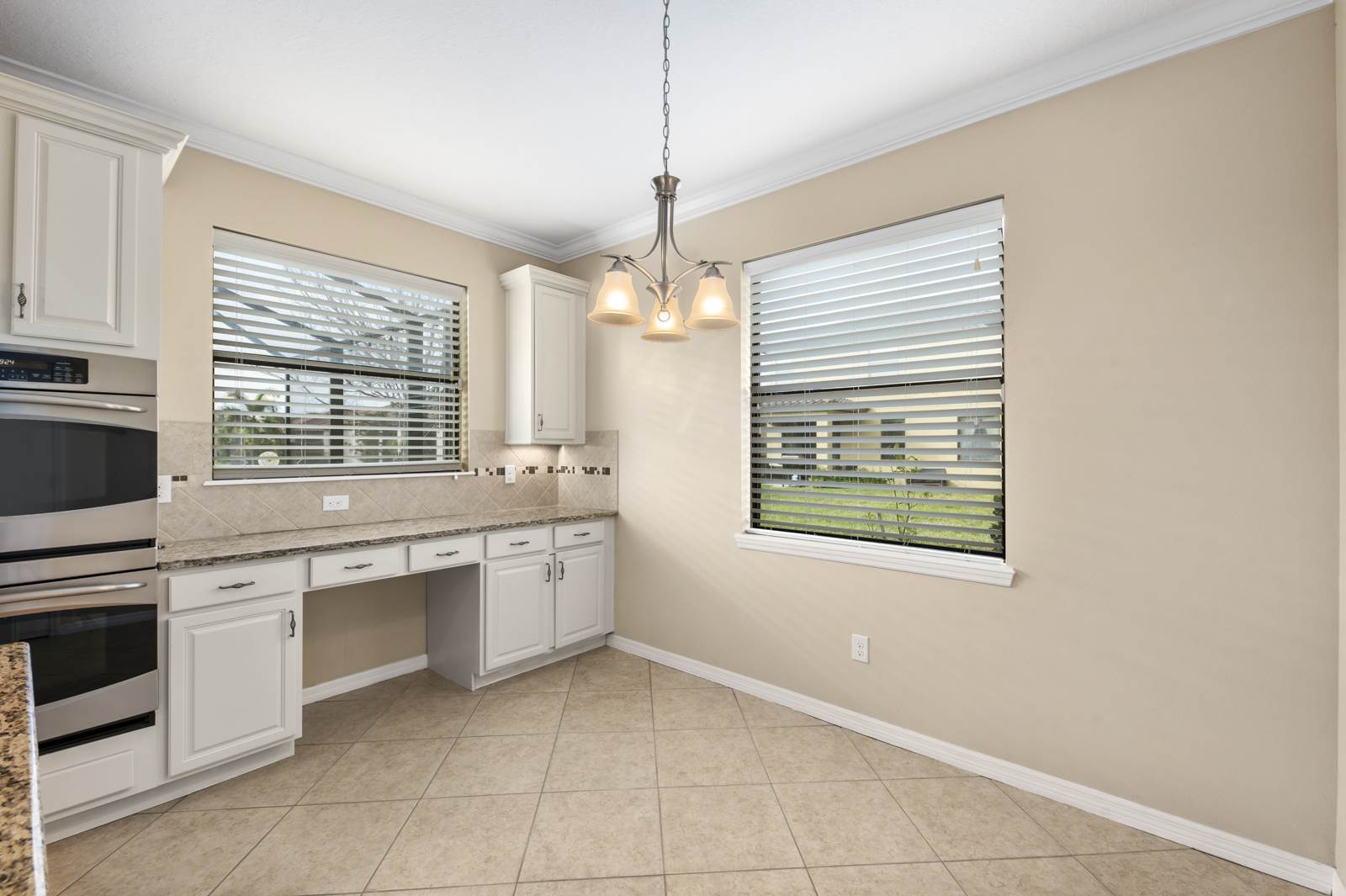 3616 81ST Place East, Sarasota, FL 34243