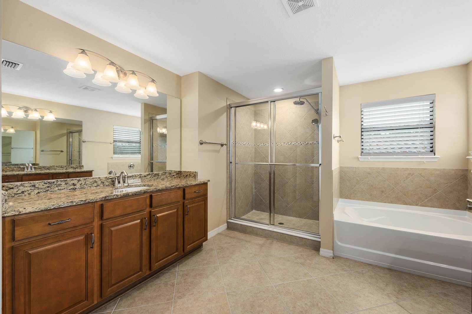 3616 81ST Place East, Sarasota, FL 34243