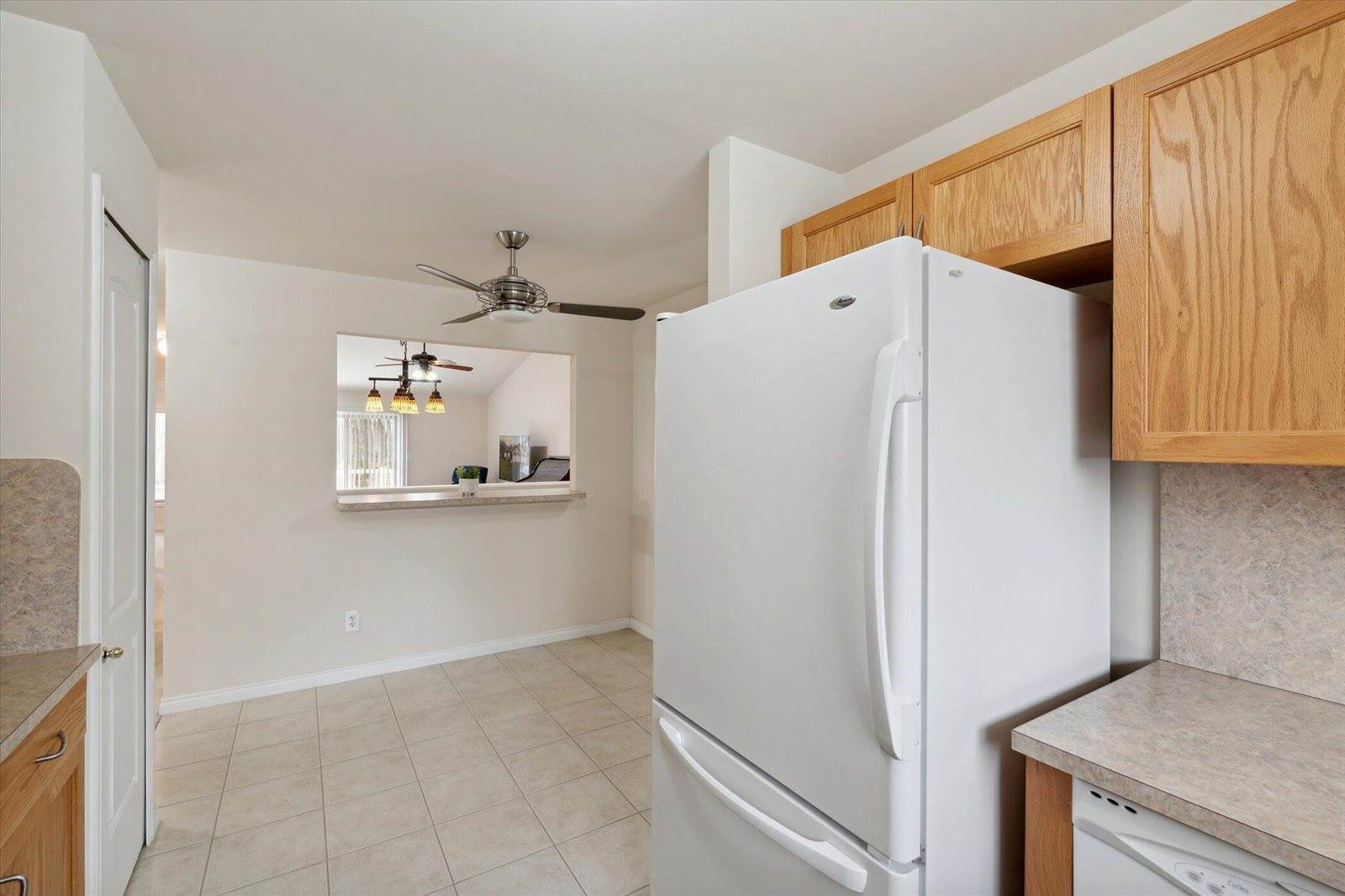 17462 Ava Court, New Boston, MI 48164