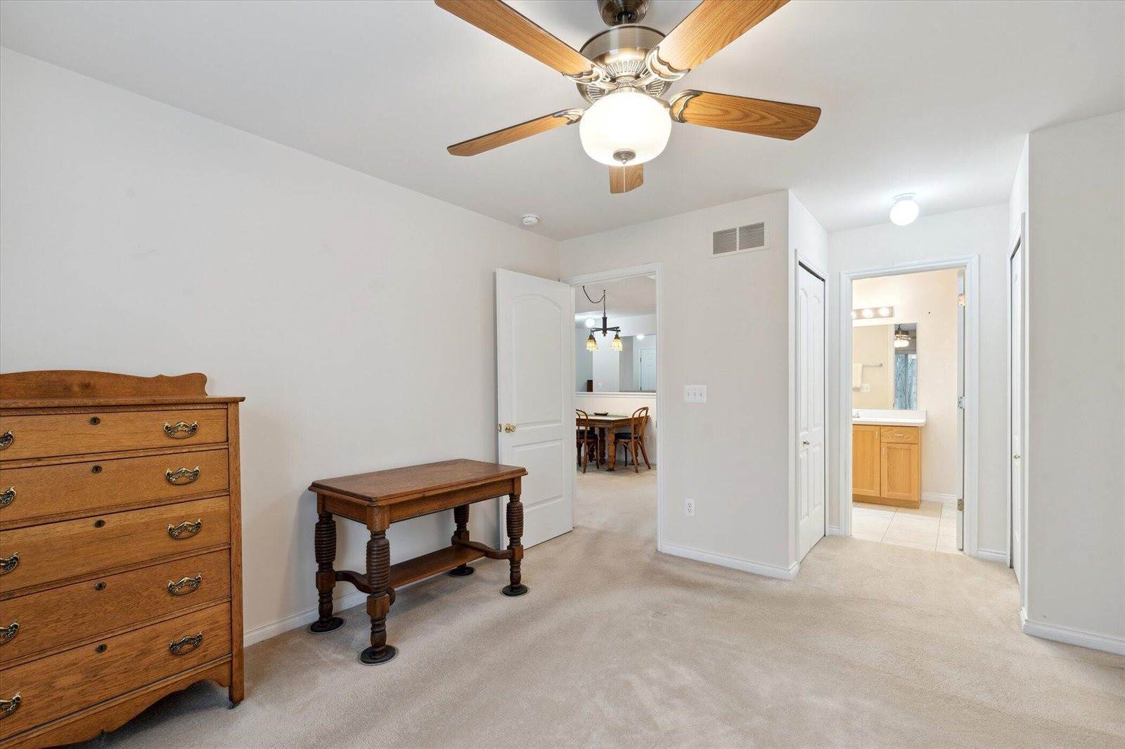 17462 Ava Court, New Boston, MI 48164