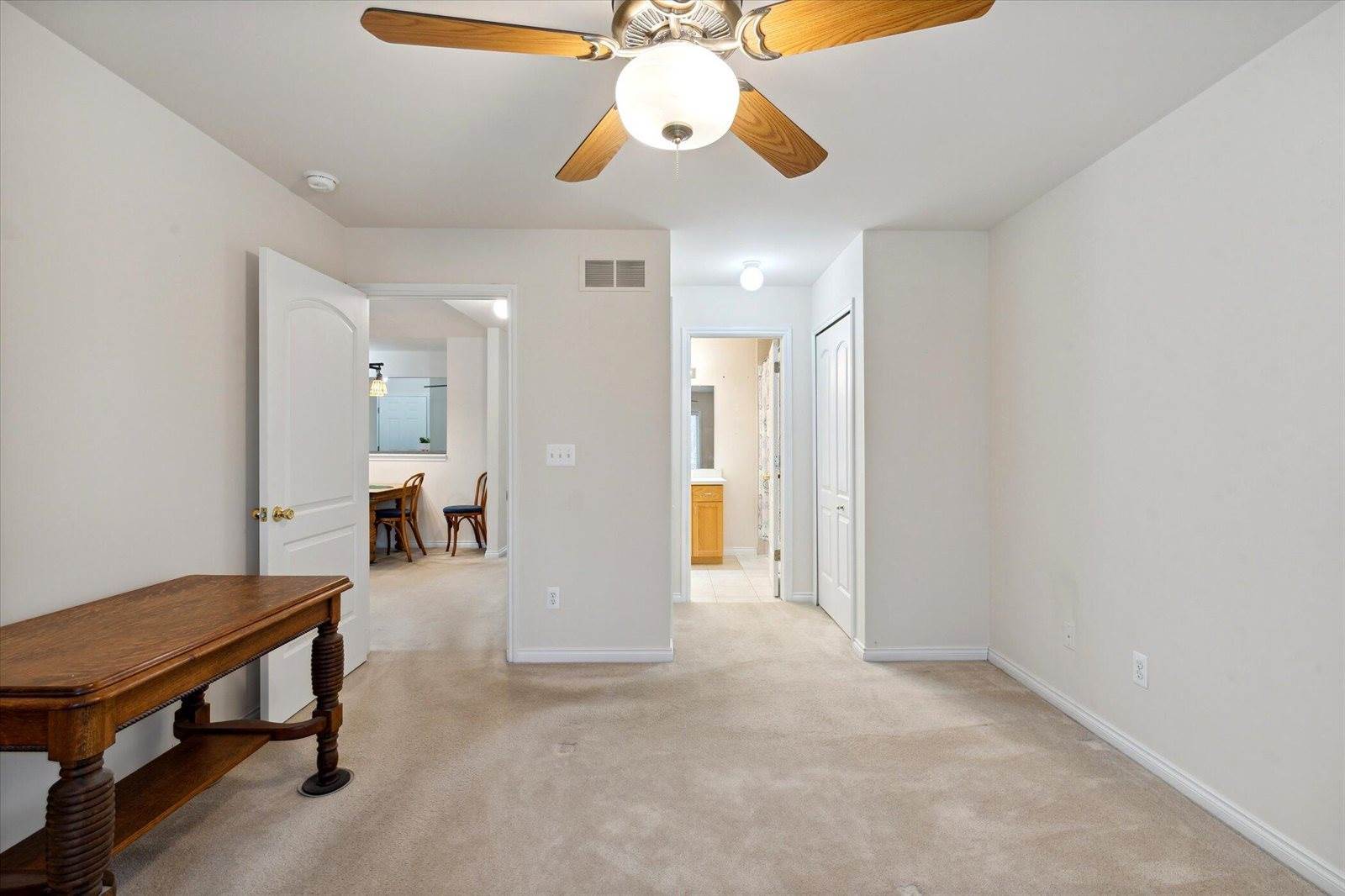 17462 Ava Court, New Boston, MI 48164