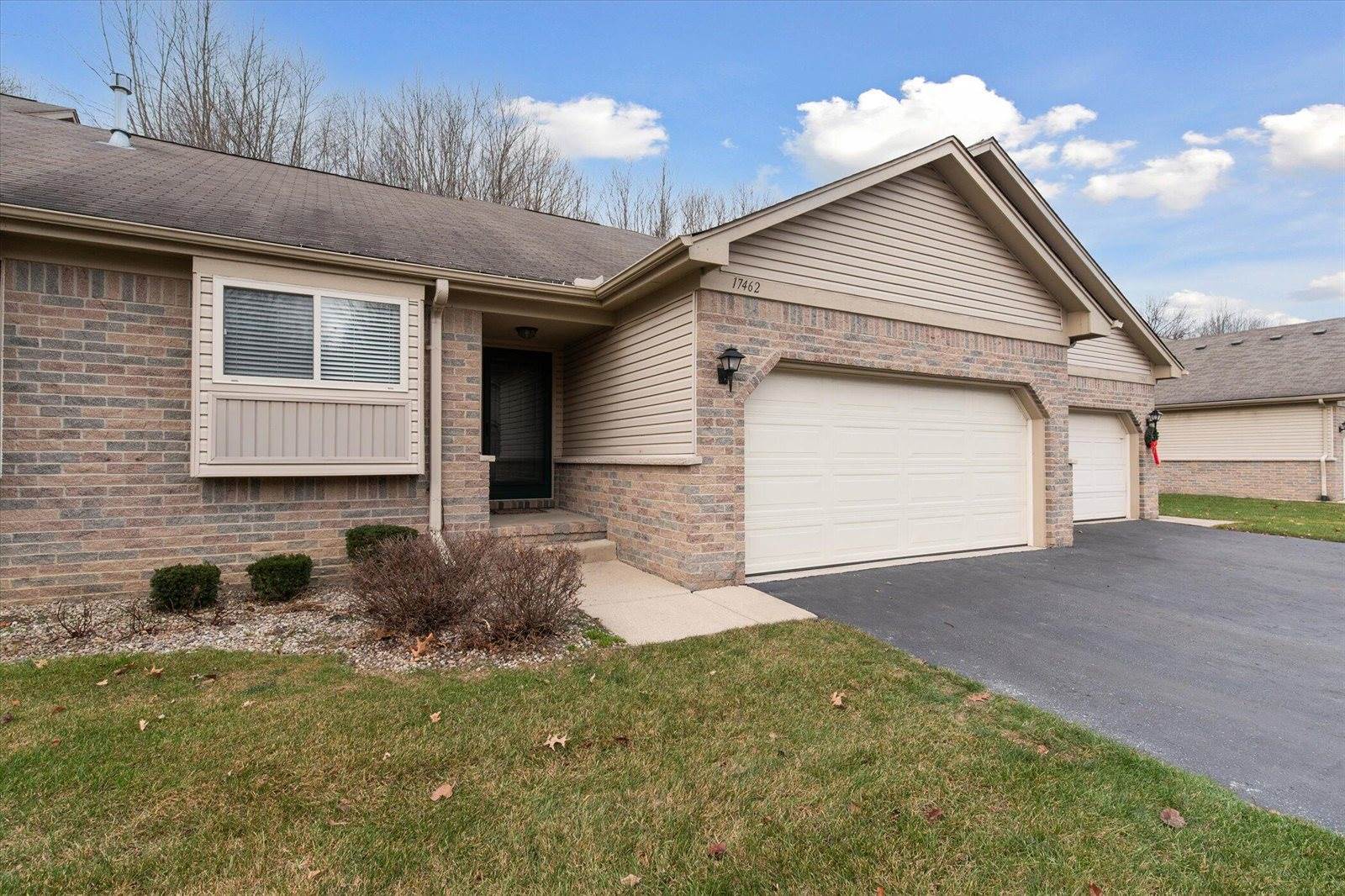 17462 Ava Court, New Boston, MI 48164