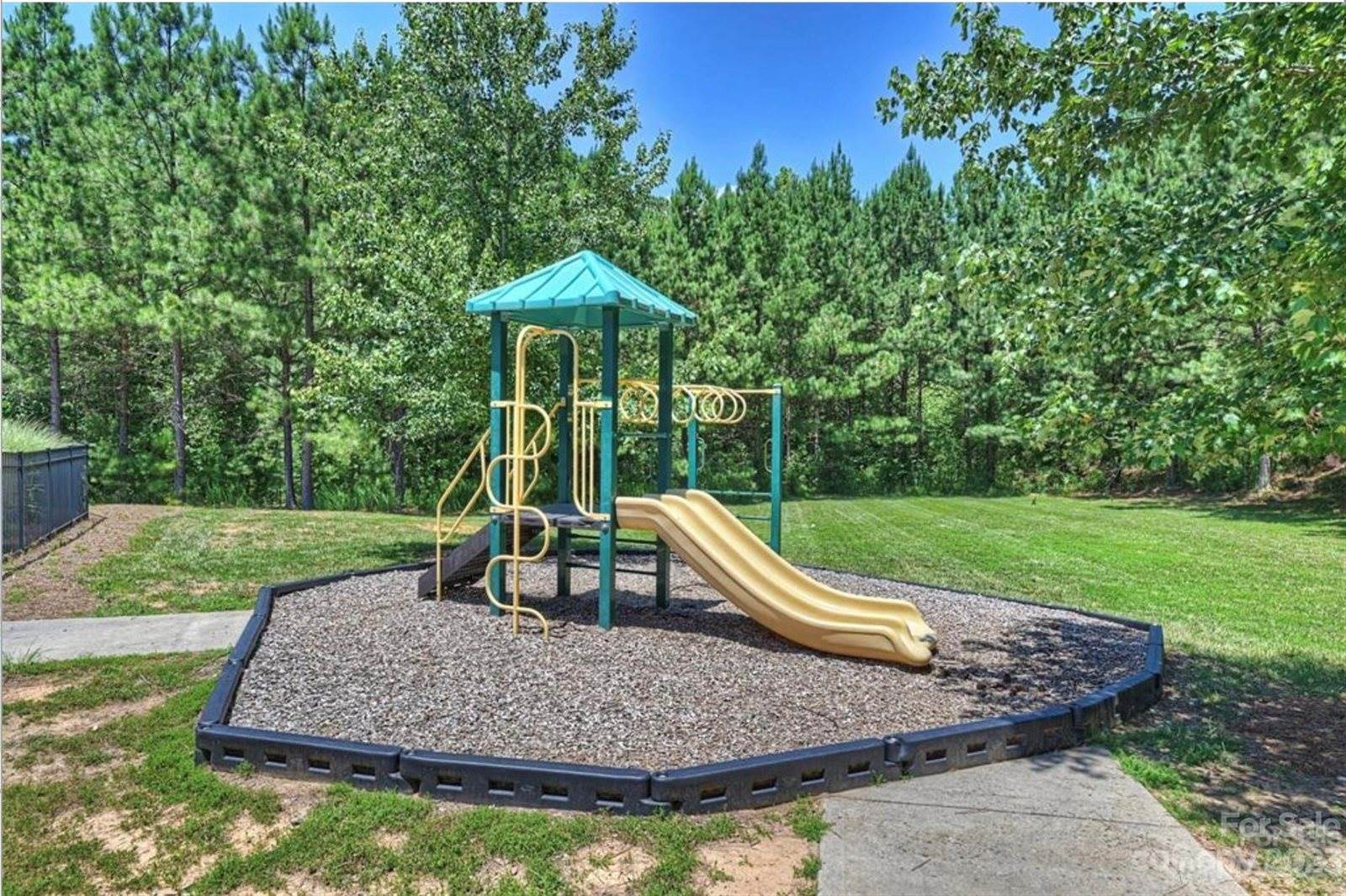 116 Charthouse Lane, Mooresville, NC 28117