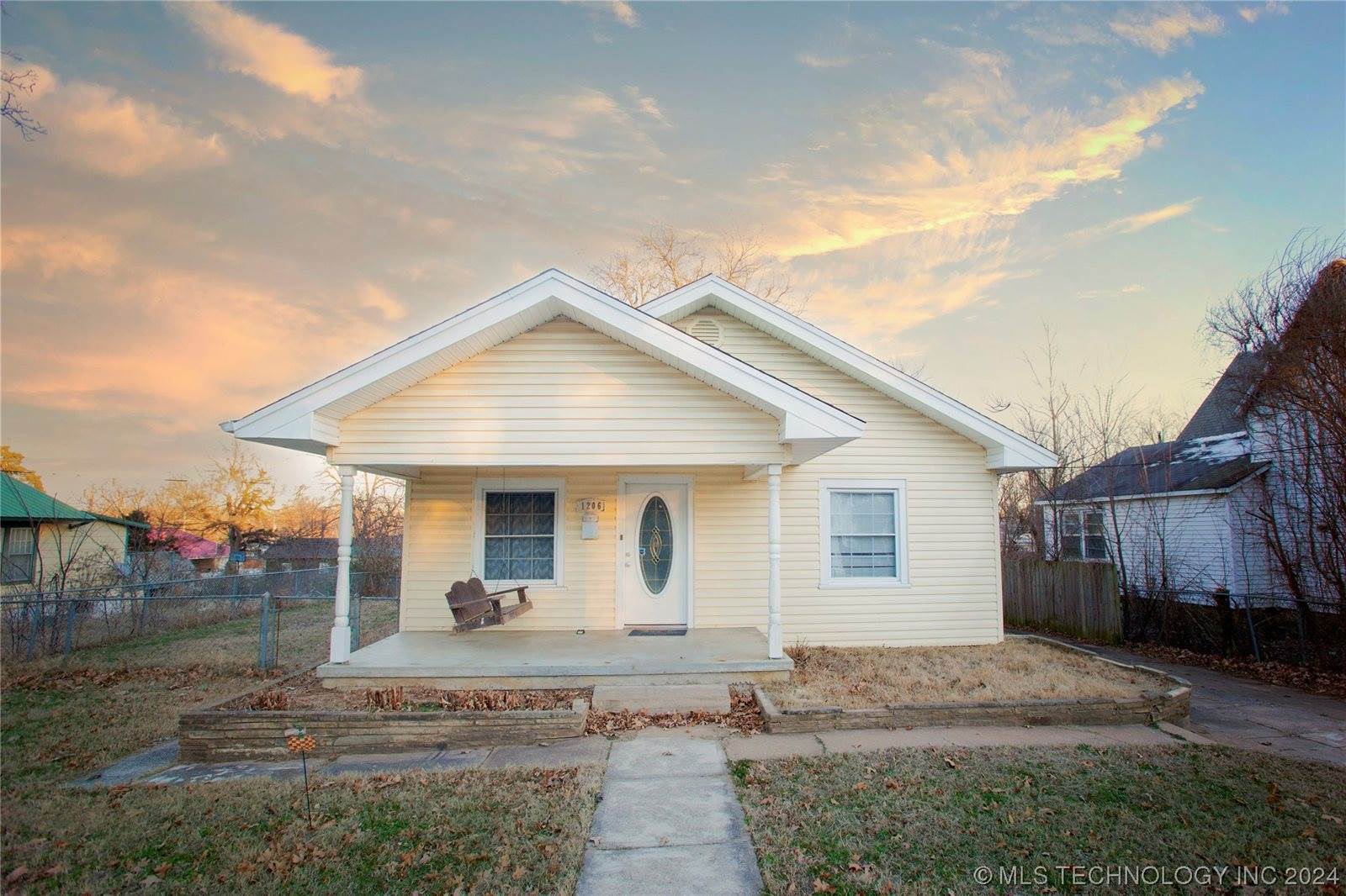 1206 South 8th Street, McAlester, OK 74501