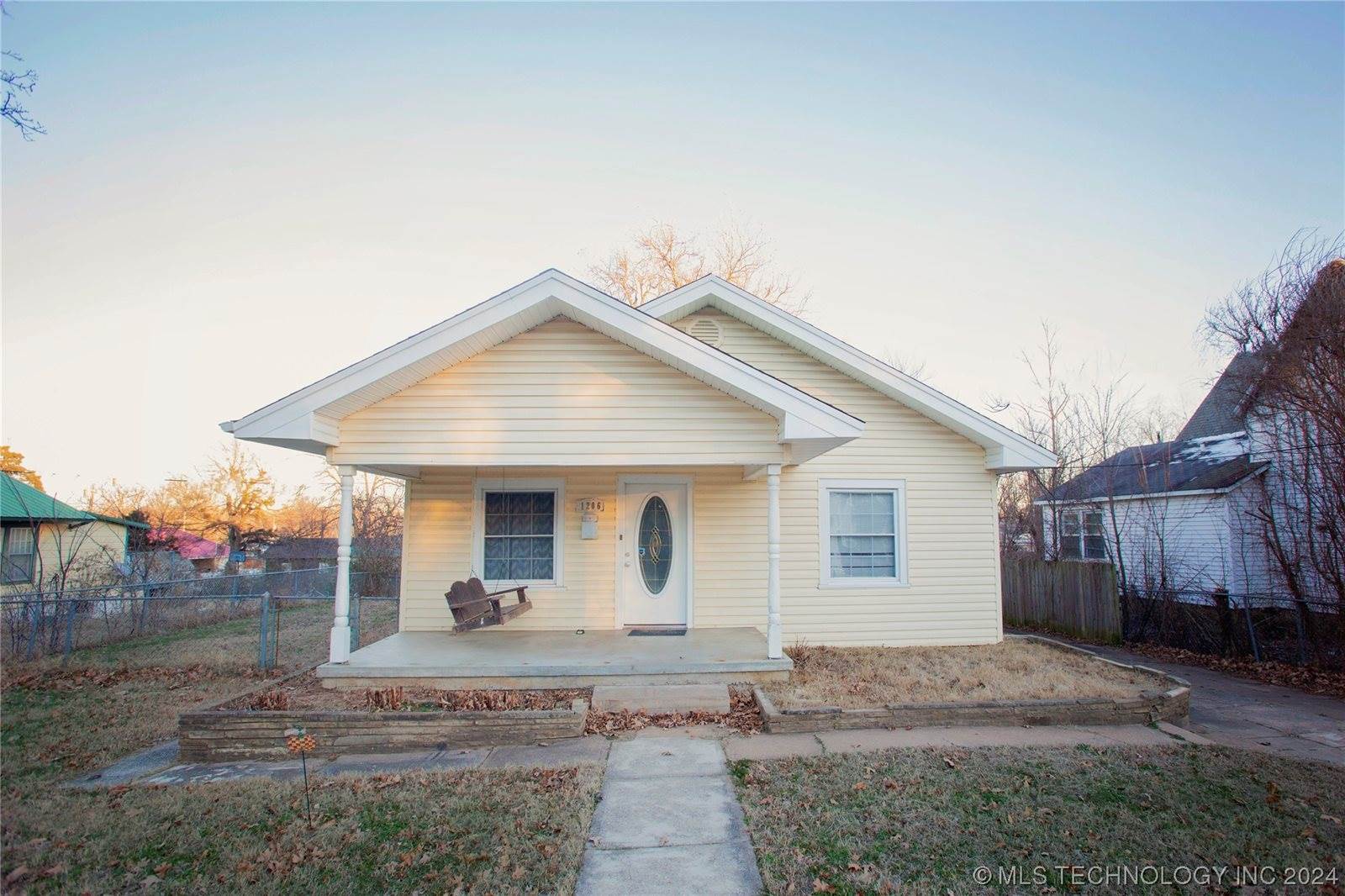 1206 South 8th Street, McAlester, OK 74501