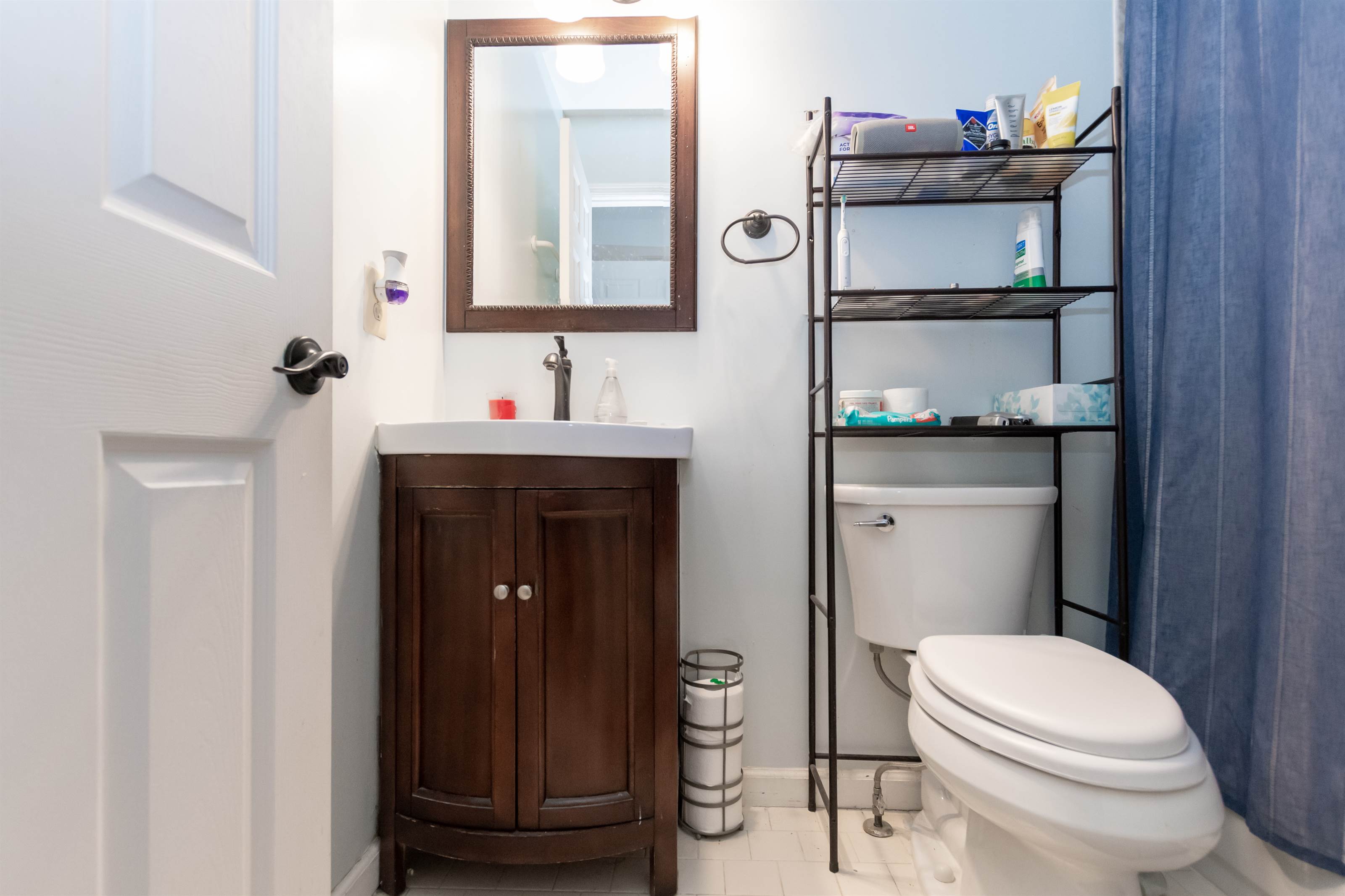 380 Keswick Drive, Piscataway, NJ 08854