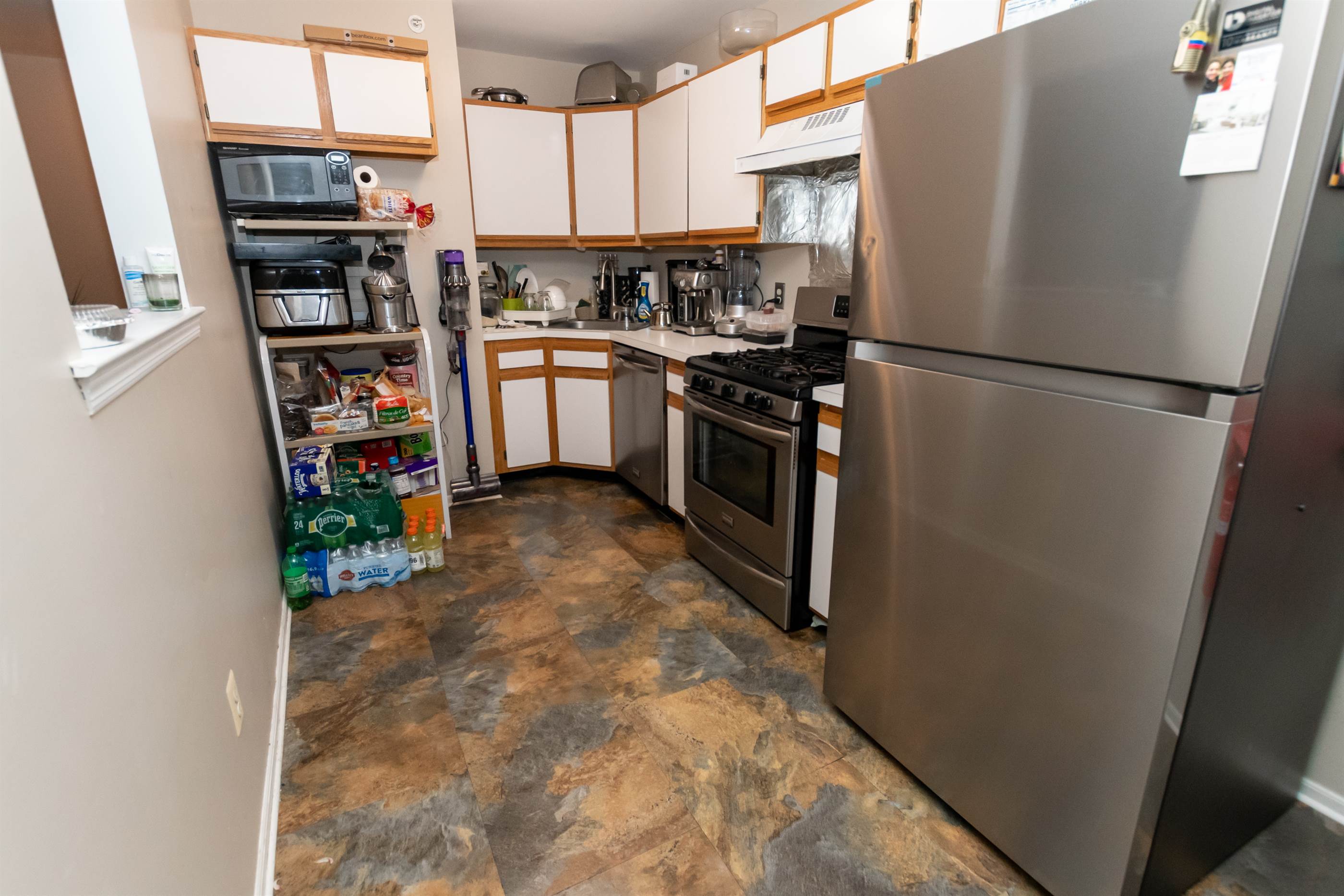 380 Keswick Drive, Piscataway, NJ 08854