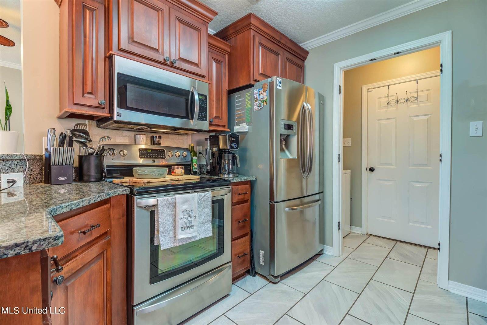 14860 Loveless Drive, Gulfport, MS 39503