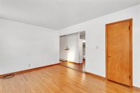 3881 East Obrien Rd, Oak Creek, WI 53154