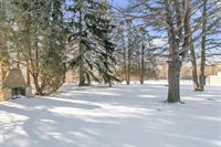 3881 East Obrien Rd, Oak Creek, WI 53154