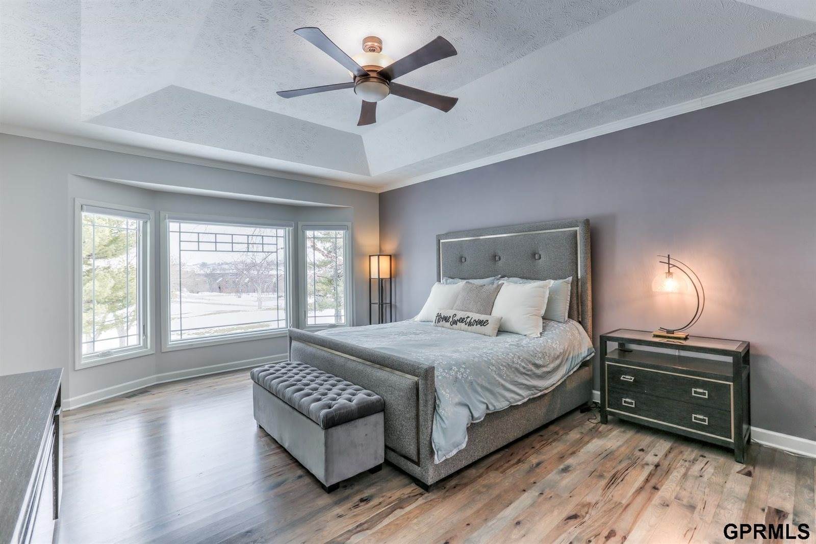 905 Wicklow Road, Papillion, NE 68046