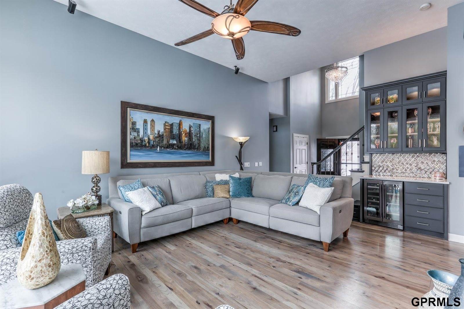 905 Wicklow Road, Papillion, NE 68046