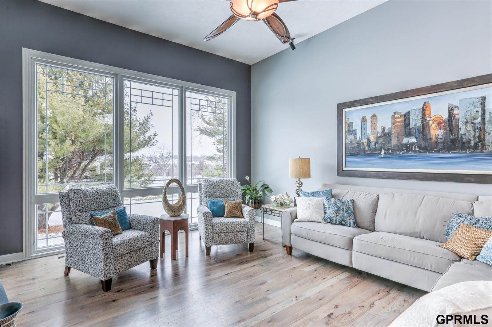 905 Wicklow Road, Papillion, NE 68046