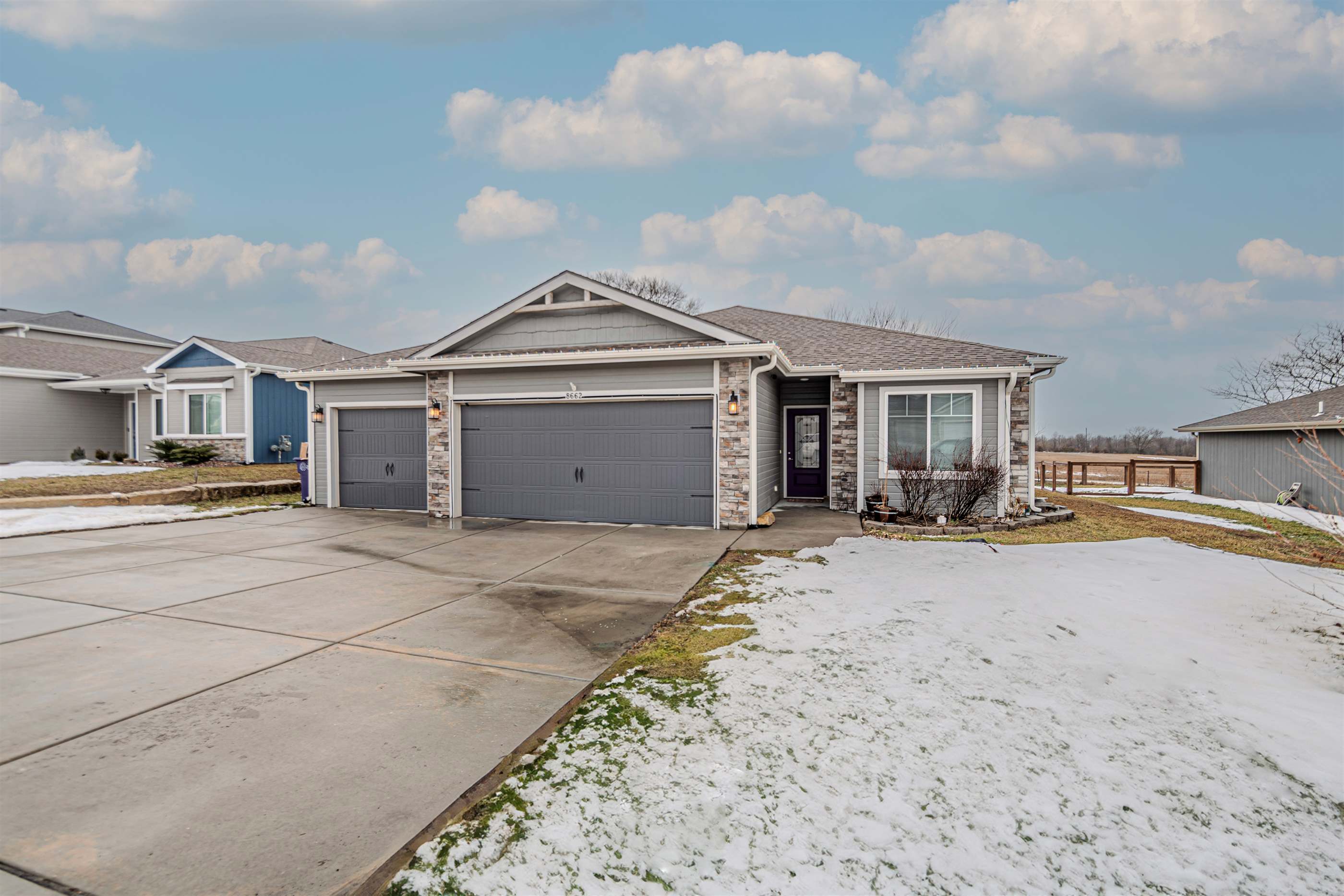 8662 William Drive, Manhattan, KS 66502