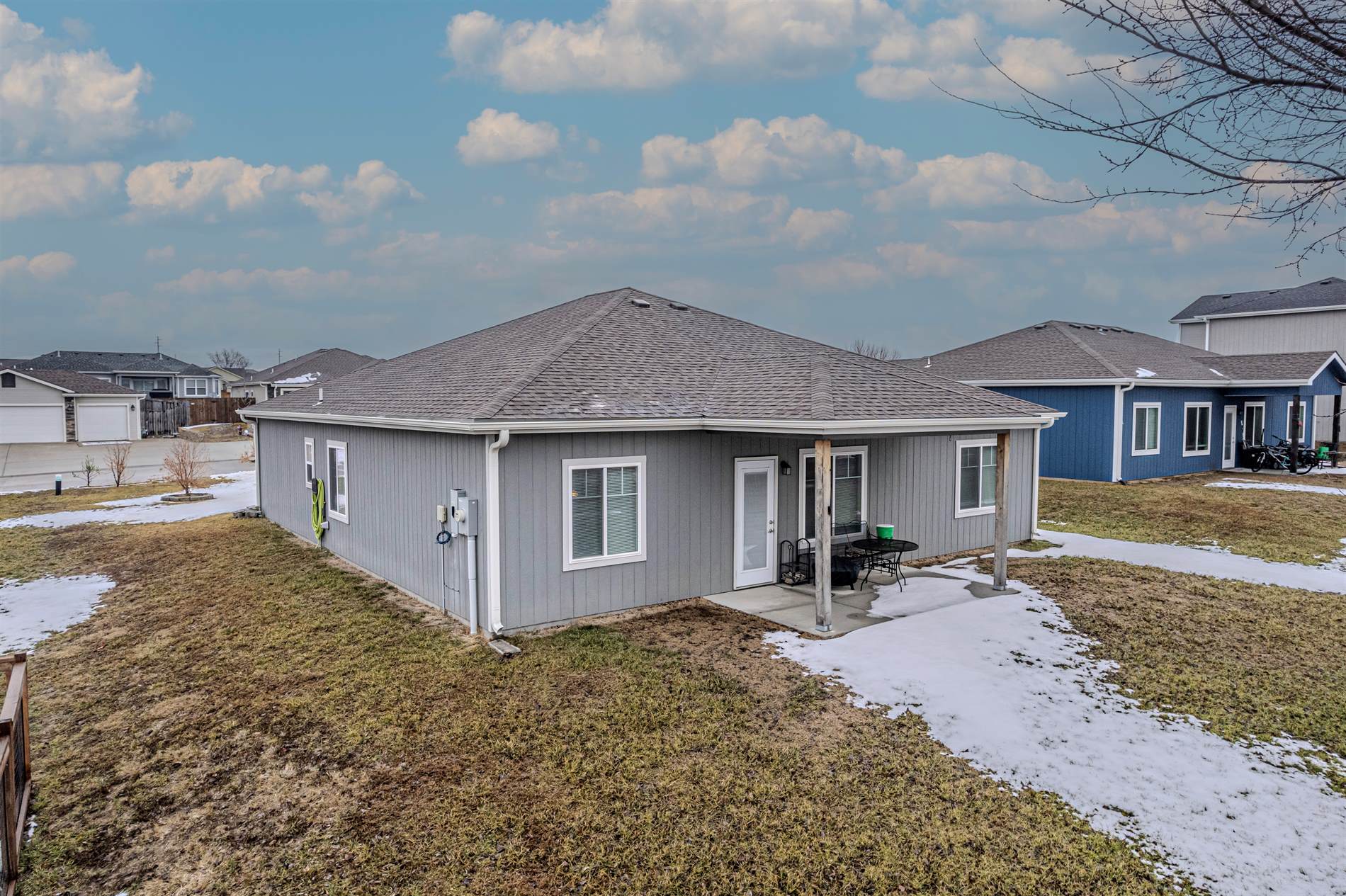 8662 William Drive, Manhattan, KS 66502