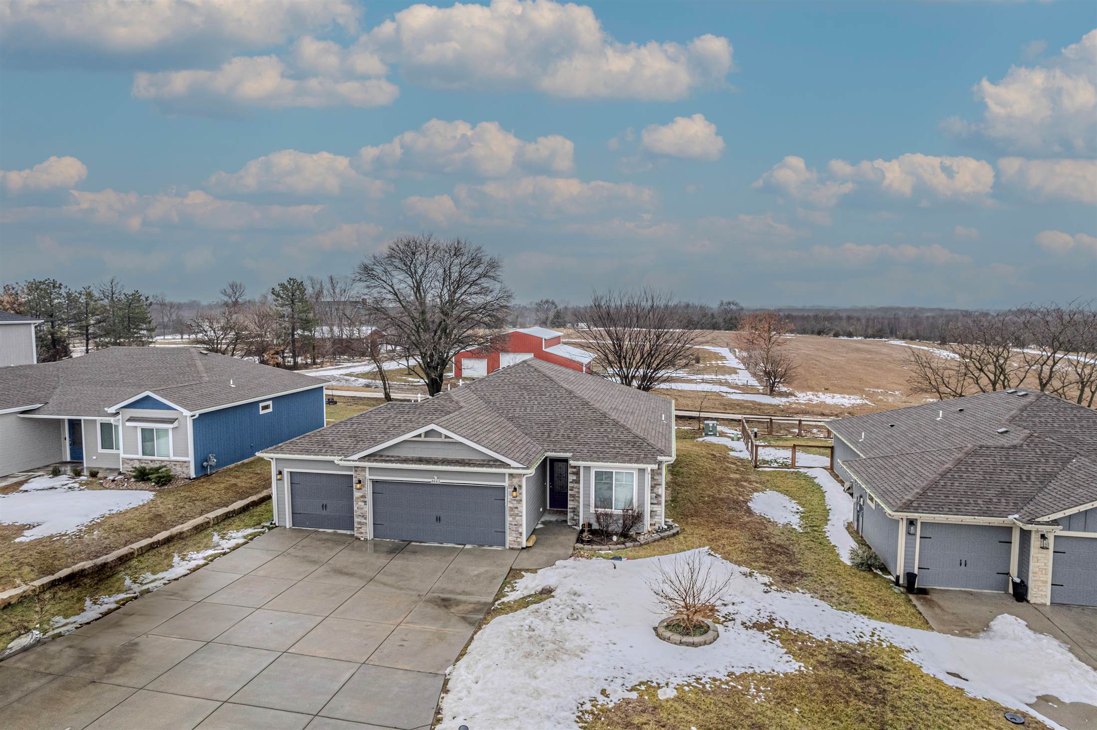 8662 William Drive, Manhattan, KS 66502