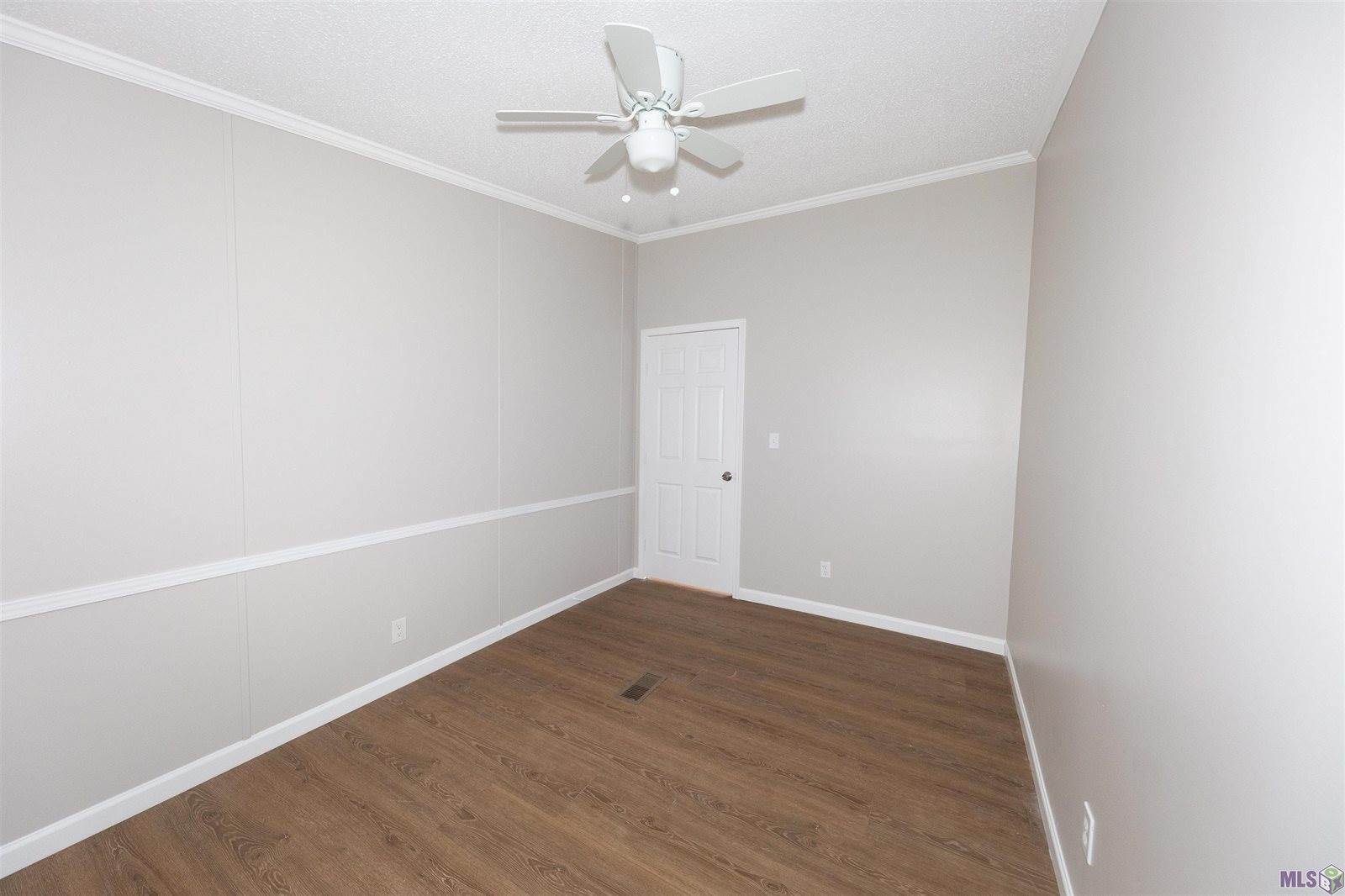 17660 Bay Paul Rd, Livingston, LA 70754