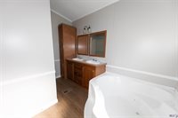 17660 Bay Paul Rd, Livingston, LA 70754