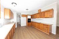 17660 Bay Paul Rd, Livingston, LA 70754