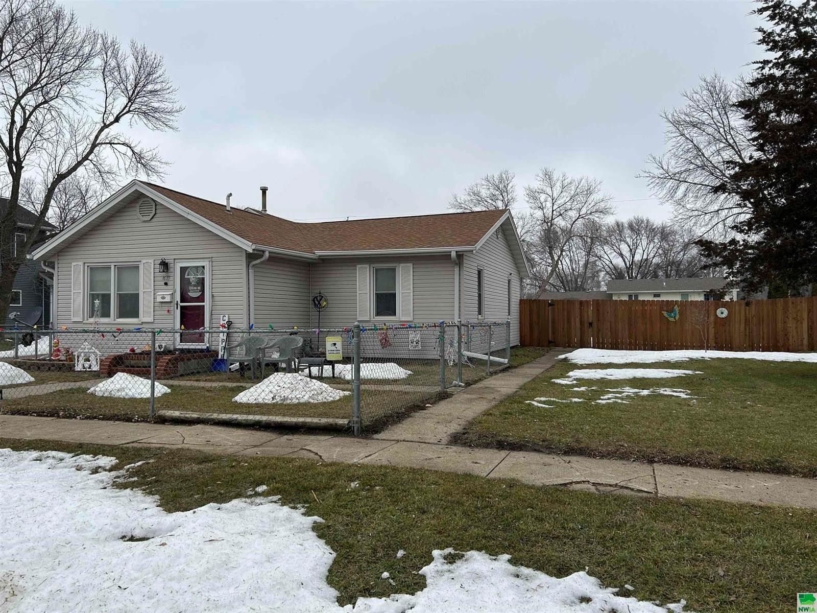 1633 Goldie Ave., Sioux City, IA 51109