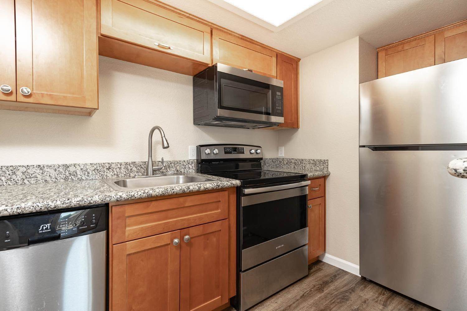 3701 Colonial Drive, #76, Modesto, CA 95356