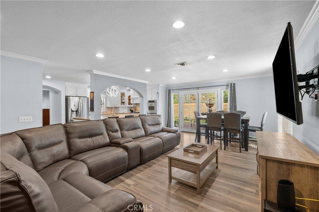 31916 Green Hill Drive, Castaic, CA 91384