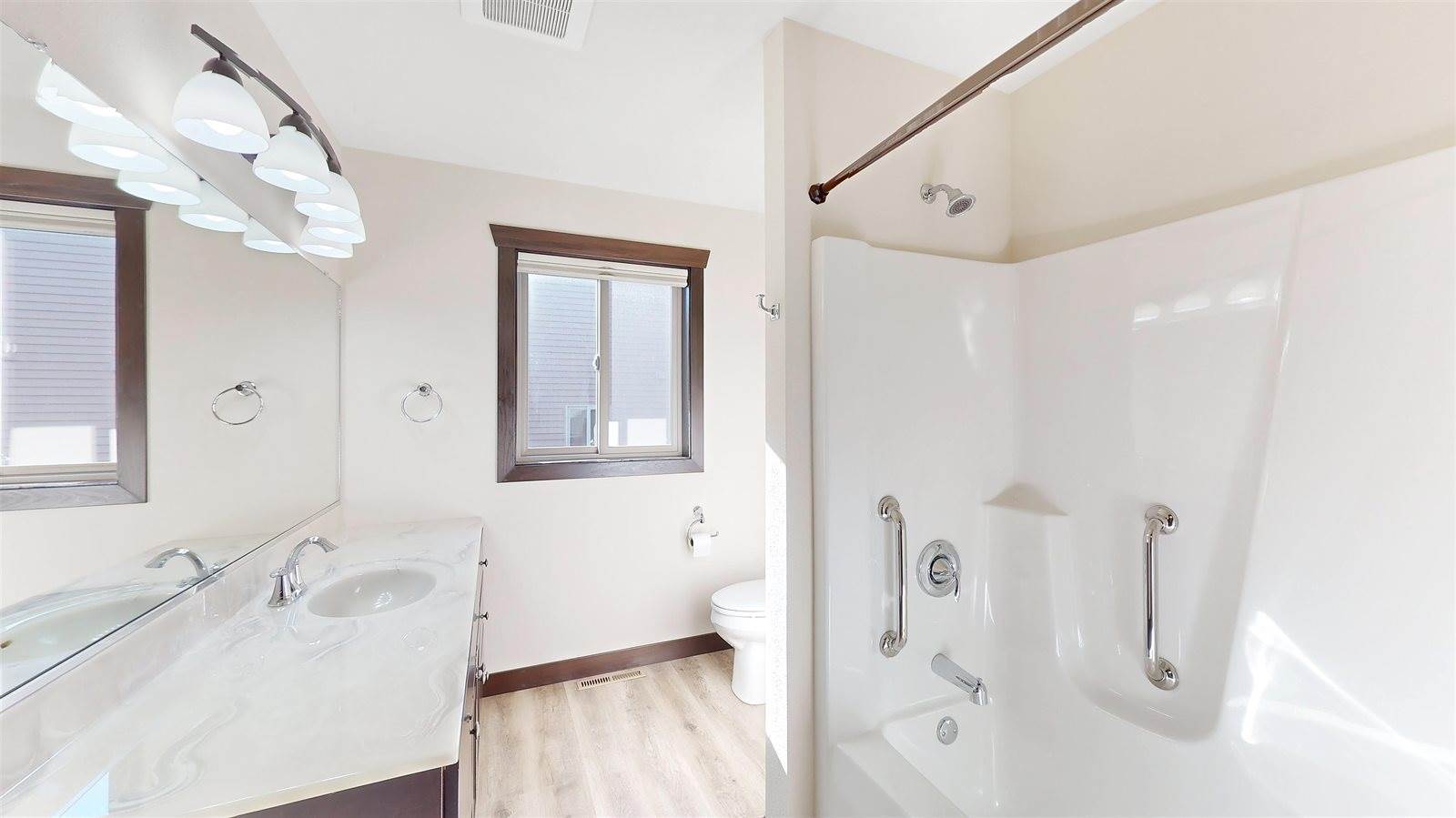 2240 East Princeton Avenue, Eau Claire, WI 54703