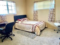 1260 Amberwood Drive, Hemet, CA 92543