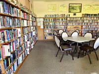 1260 Amberwood Drive, Hemet, CA 92543