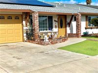 1260 Amberwood Drive, Hemet, CA 92543