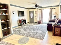 1260 Amberwood Drive, Hemet, CA 92543