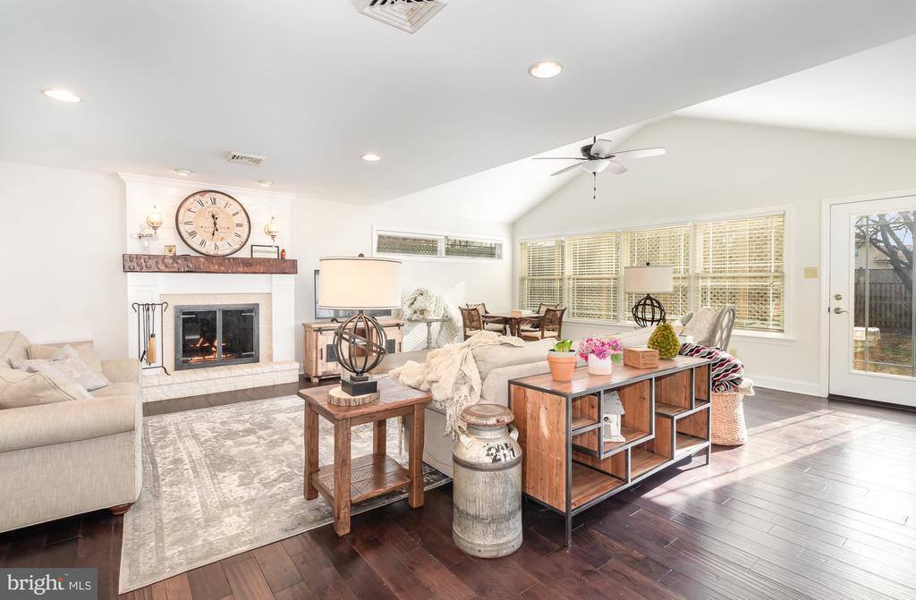 702 Robert Street, Mechanicsburg, PA 17055